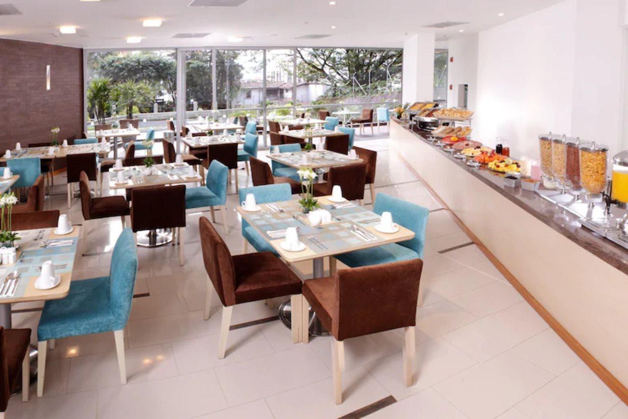 Hotel Estelar Blue Medellín Buitenkant foto